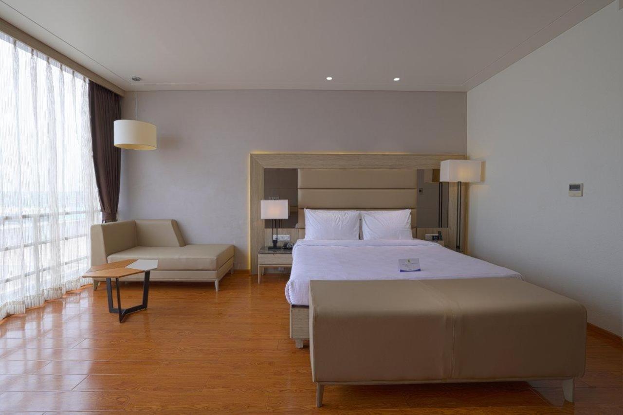 Sarovar Portico Morbi Eksteriør billede