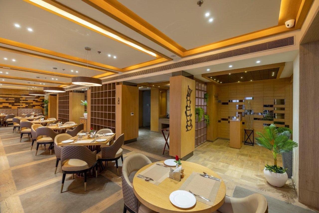 Sarovar Portico Morbi Eksteriør billede