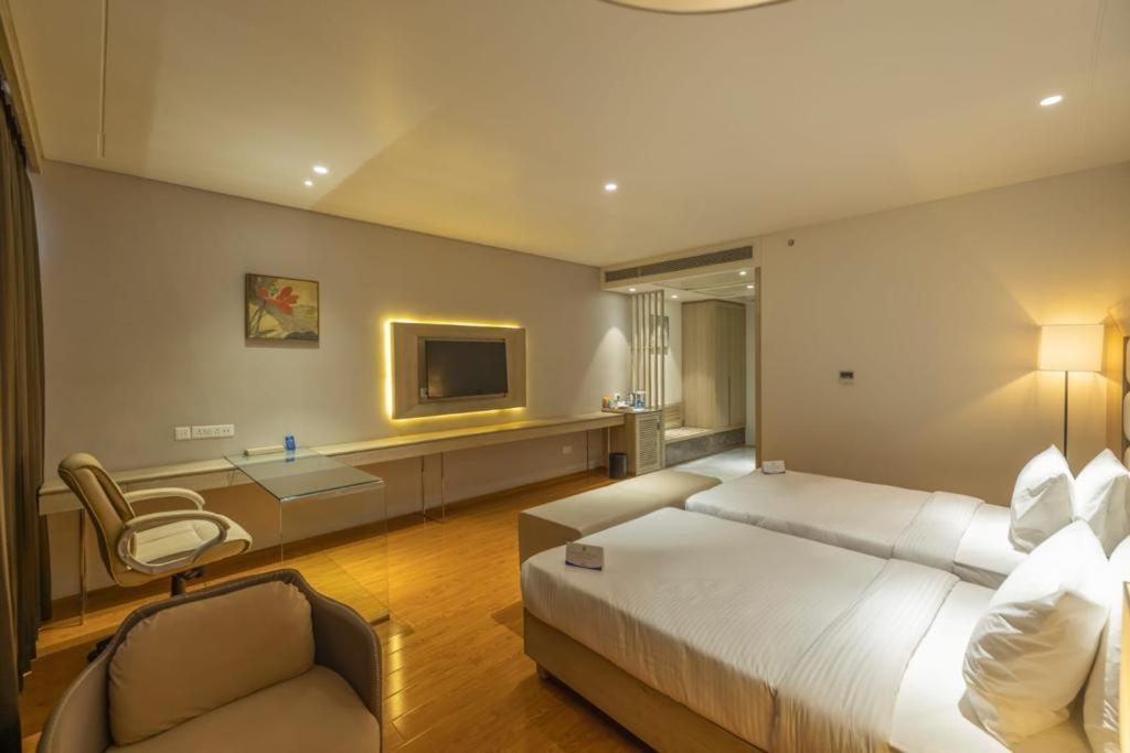 Sarovar Portico Morbi Eksteriør billede